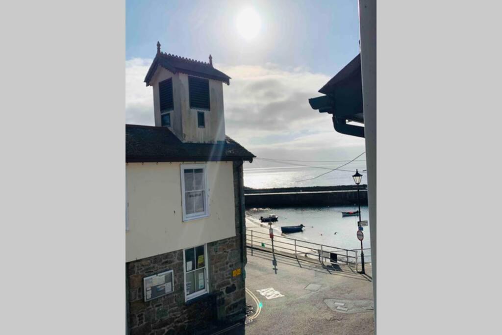 The Seawitch - Harbourside Apartment Mousehole Exterior photo